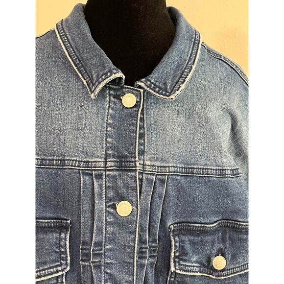 Candace Cameron Bure 20W Denim Jacket Button Front Jean Shacket Medium Wash - Picture 3 of 15